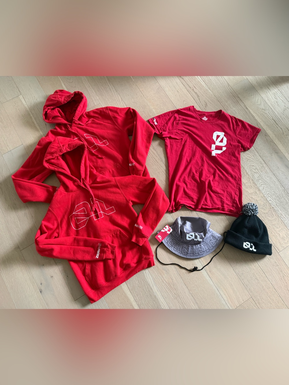 01 Hockeyology hoodies - tshirts - hats